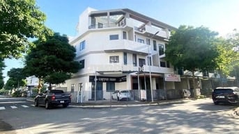 NHÀ GÓC 2 MẶT TIỀN-NGUYỄN VĂN TUÔI- THE PEARL RIVERSIDE - NHỈNH 4 TỶ