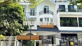 Cho Thuê ViLla 10 Đường D6 SaiGon Preal P22 Quận Bình Thạnh