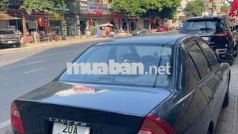 Cần bán Mitsubishi lancer 2002. Xe đẹp
