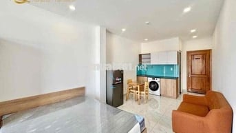 STUDIO BAN. CÔNG FULL NỘI THẤT MỚI TOANH LUÔN Ạ THOÁNG MÁT LẮM Ạ
