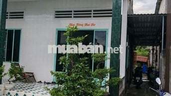 Chính chủ bán nhà mặt tiền 8m đường nhựa, 300m Thổ cư, kinh doanh tốt