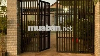 BÁN GẤP NHÀ PHÚ MỸ, TÓC TIÊN MẶT TIỀN ĐƯỜNG LỚN 10 X 82 CÓ 100 TC