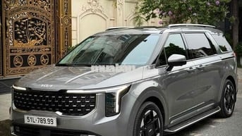 Kia Carnival 2024 Signature Bản Full - 7999 km