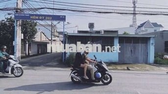 Nhà cấp 4 mt Nguyễn Thị Sáng-Đông Thạnh-Hóc Môn.Dt 8,5x22~183m2~6,36ty