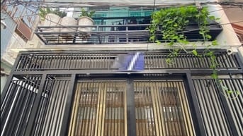 Hẻm Trường Sa cách mặt tiền 30m,Nở Hậu,Được xây 4Tầng, Siêu Thị,Tr học