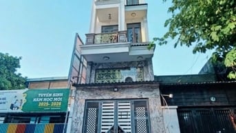 Bán nhà Mặt tiền Lê Lư siêu đẹp, KC: 6 Tầng. DT 4m x 20m. Có thang máy