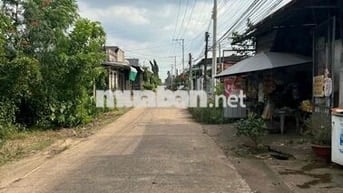 Kẹt tiền gấp bán 150m2 tcsr gần núi Chứa Chan Xuân Lộc, Đồng Nai