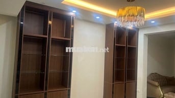 Chính chủ cho thuê nhà tầng 1 trong nhà 5 tầng làm phòng ở, kinh doanh
