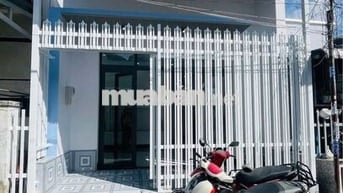 Cần bán lại gấp căn nhà hẻm oto Tân Hiệp Hóc Môn dt 72m2 chỉ 760 TRIỆU