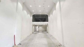 Cho thuê nhà MT 244 Nguyễn Trãi Q5, 4x18m, trệt lửng 1 lầu, giá 60tr