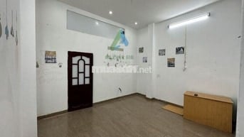 CHO THUÊ NHÀ NGUYÊN CĂN MT 4 TẦNG ĐƯỜNG LÊ ĐÌNH LÝ