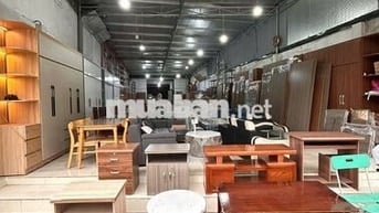 Chính chủ cần bán nhà 1021 mặt phố Ngô Gia Tự Long Biên , giá 85ty