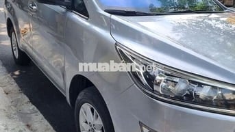 Toyota Innova 2017 2.0E - 79000 km