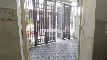 Nhà Nguyên Căn gần ngã 4 Nguyễn Bình x Lê Văn Lương
