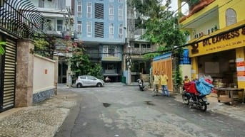 Bán nhà Mặt Tiền Đường Nguyễn Trọng Lội p4 Q. TB dt: 4,5 x 26 KC : 3L.