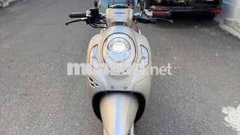 scoopy. đi mới 6ngan km. còn như mới