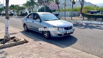 Kia Cerato xe gia đình, cần thanh lý.