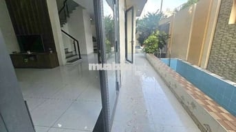 BIỆT THỰ HỒ BƠI, 10X20, 3 TẦNG, MỚI 99%