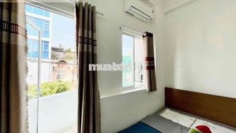 Studio ban công lớn, giáp quận 1, quận 3, Tân Bình