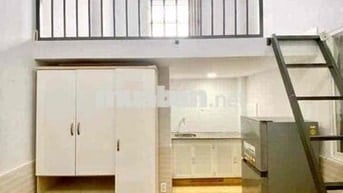 Phòng trọ gác cao 2m - Ngay quận 10 ( Vòng xoay Lê Đại Hành )