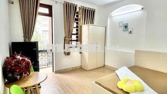 Studio ban công - tách bếp - full nội thất kế bên Landmark 81