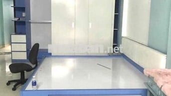 Cho thuê nhà nguyên căn có: 4pn nằm bên Trường Học Đông Hoà - Dĩ An