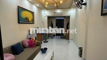 Nhà Nguyễn Trãi , chín chủ tặng nội thất