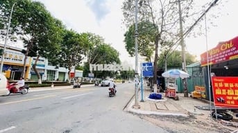 BÁN ĐẤT ĐỐI DIỆN TRƯỜNG CAO ĐẲNG NGHỀ -TRUNG TÂM TT ĐẤT ĐỎ,BRVT