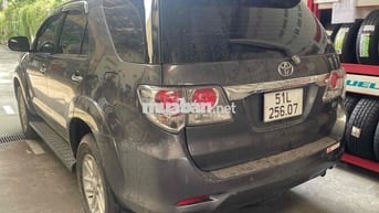 Toyota Fortuner 2014 2.7V 4x2 - 95000 km