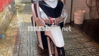KẸT TIỀN MÌNH CẦN BÁN CHIẾC XE VISION 2017