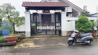 NHÀ BIỆT THỰ KHU LÊ PHỤNG HIỂU - BẢO LỘC - 13X41M SẴN 233M2 THỔ CƯ