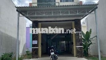 Nhà mặt tiền Phạm Văn Cội cho thuê gần chợ siêu thị