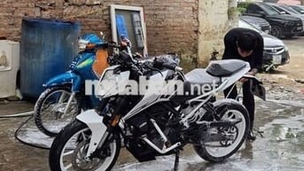 Duke 200 2023 form mới đi 1v5 cần bán KV HÀ NỘI