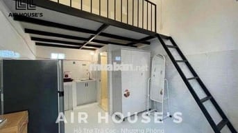 Phòng Full nội thất - Cửa sổ trời ngay Công viên làng hoa
