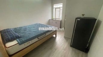 STUDIO CỬA SỔ TRỜI THOÁNG, ĐẦY ĐỦ NỘI THẤT. 20M2. UNG VĂN KHIÊM.