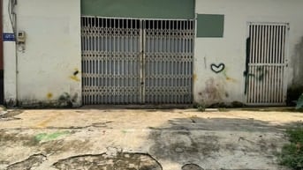 Cho thuê kho Hẻm 10 mét: 745/ Quang Trung P12 Gò Vấp -Diện tích: 200m2