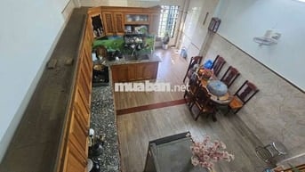 Bán nhà phố,khu dân cư đông đúc. Gần đường Lê Hồng Phong 50m
