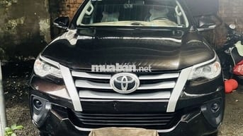 Toyota Fortuner 2017 2.4G 4x2 MT - 68600 km