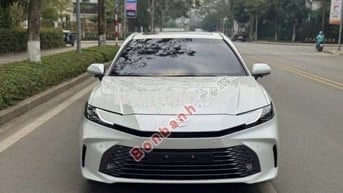 Toyota Camry 2.0Q 2025