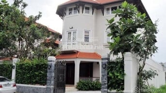 BIỆT THỰ MẶT TIỀN TRẦN NHẬT DUẬT KHU TÂN ĐỊNH QUẬN 1