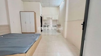 Studio rộng 30m2, Đầy Đủ Nội Thất, Trống Sẵn Có Thể Ở Liền.