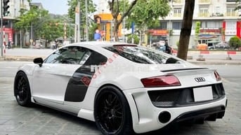 Audi R8 V8-Lăn Bánh Lần Đầu 2009
