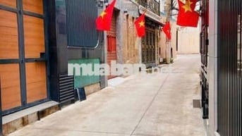 Nhà 28/ Phan Tây Hồ 5*10m, 2T - khu Phan Xích Long sầm uất - HH 1%