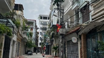 5 Tầng mặt ngõ Hoàng Quốc Việt DT 70m2 MT 7 ,5m giá nhỉnh 22 Tỷ