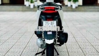 SH2024  biển 26969  , đi lướt 5ngàn km ,như mới