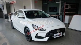 MG 5 1.5 MT 2025