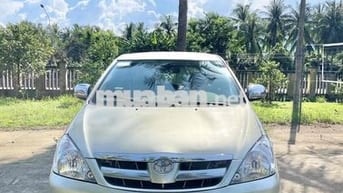 Toyota Innova 2008 - 300000 km