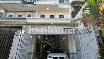NHÀ ĐẸP Ở NGAY, XE HƠI NẰM TRONG NHÀ - 4x17M - KHU ĐỒNG BỘ CAO TẦNG
