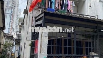 nhà 3t6 cấp 4,có gác suốt, p11 , đường Hậu Giang, tp hcm