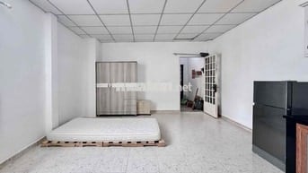 🏡 (ảnh thật 100%) căn hộ full nội thất cực rộng ngay CV Lê Văn Tám